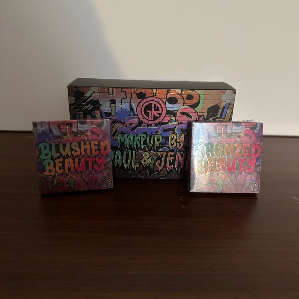 Makeup By Paul & Jen.‎ Influencer Makeup bundle